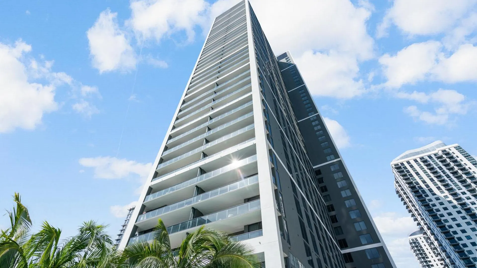 Apartment New Luxury 26th Floor In The Heart Of *