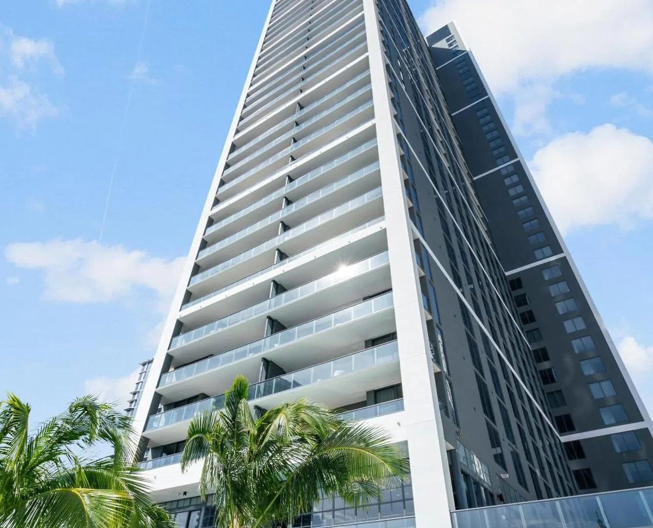 New Luxury 26th Floor In The Heart Of Miami