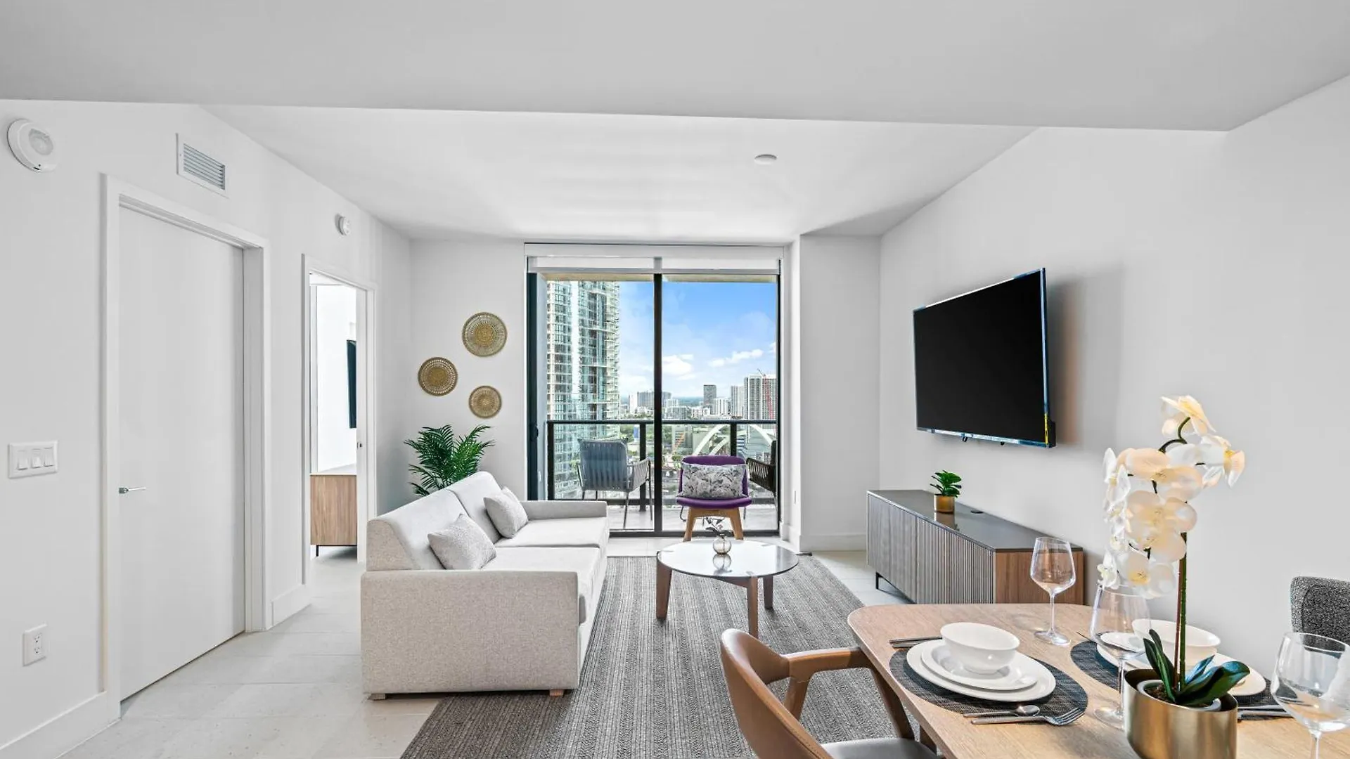 New Luxury 26th Floor In The Heart Of *