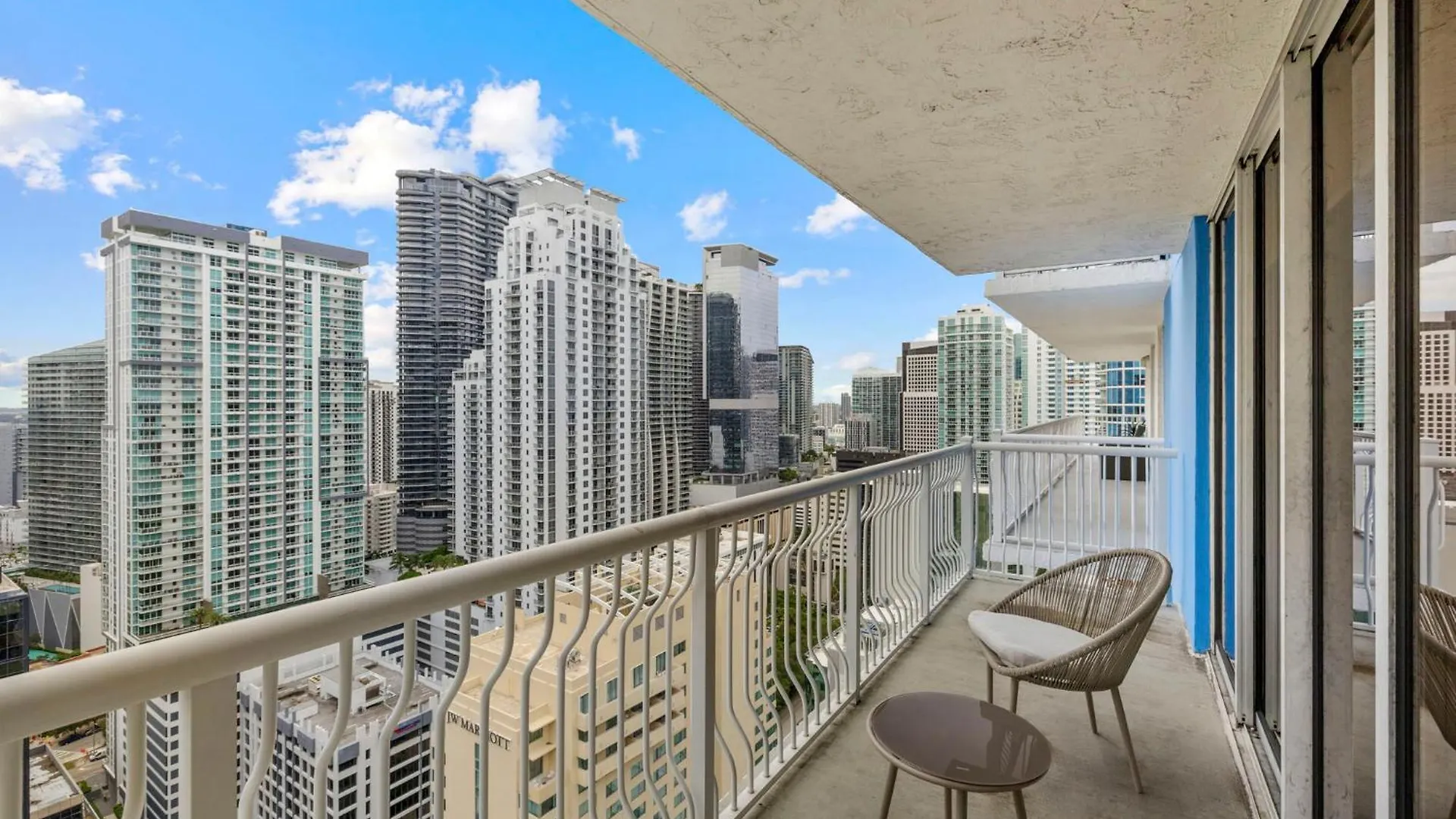 Apartment Breathtaking Views & Prime Location In Brickell