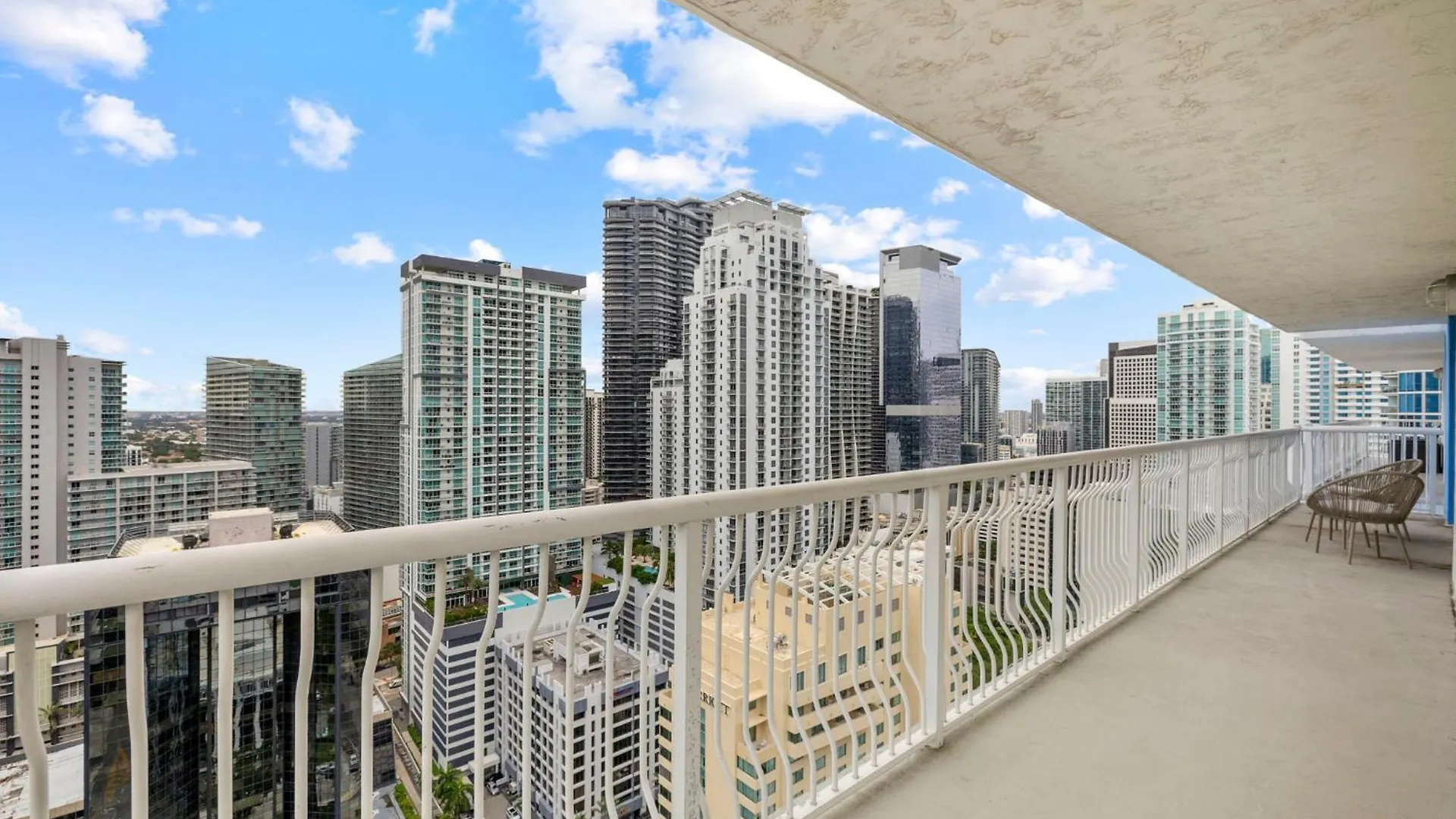 Breathtaking Views & Prime Location In Brickell *