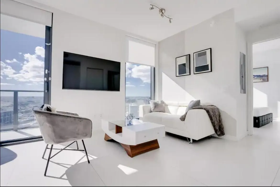 Holiday home Paraiso- Rooftop Pool Views And Prime Location