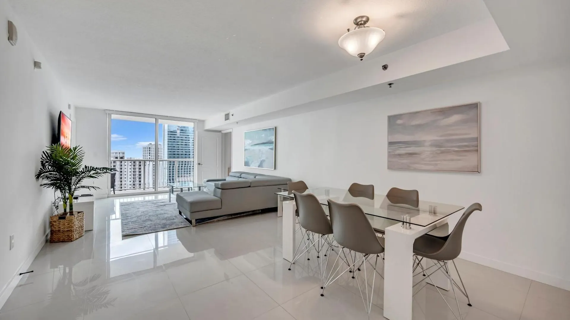 The Club - 1200 Brickell Bay Drive