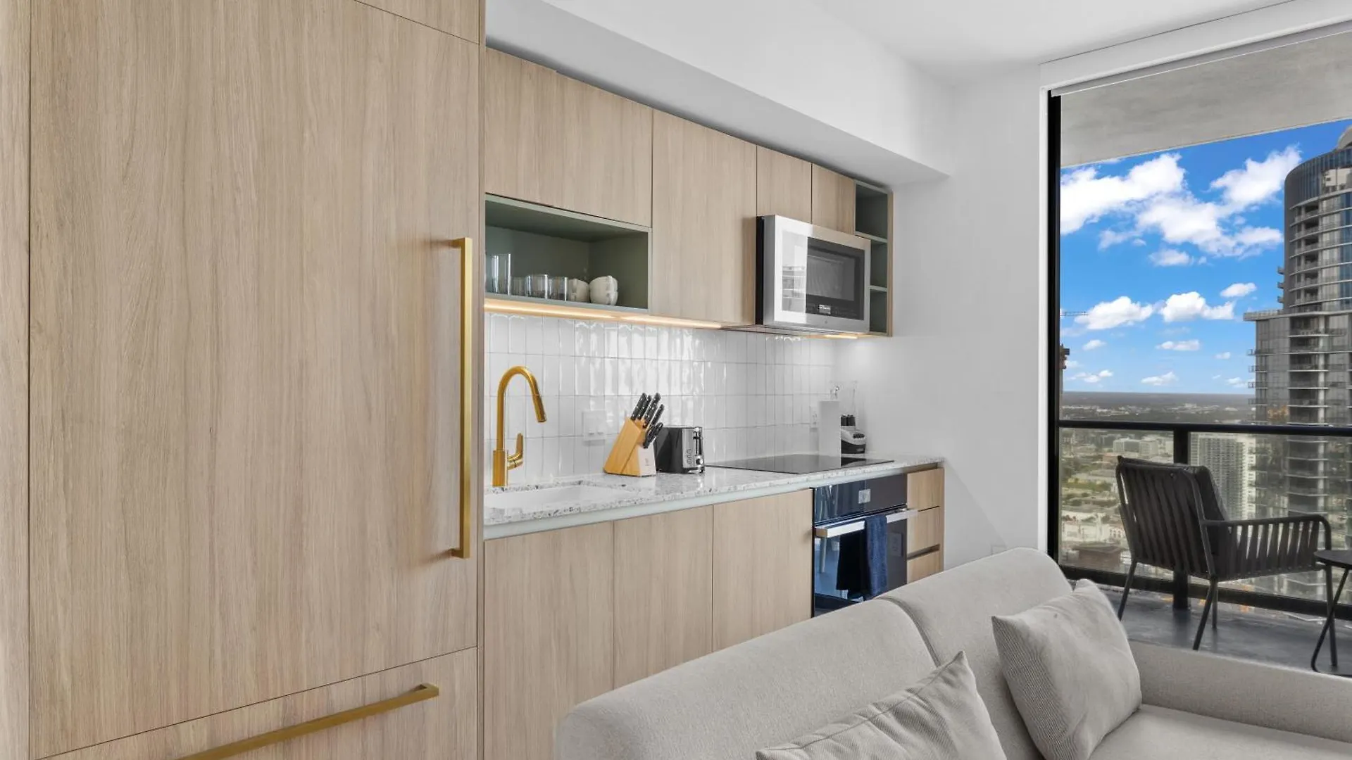 Apartment Luxury 45th-floor With Stunning Views