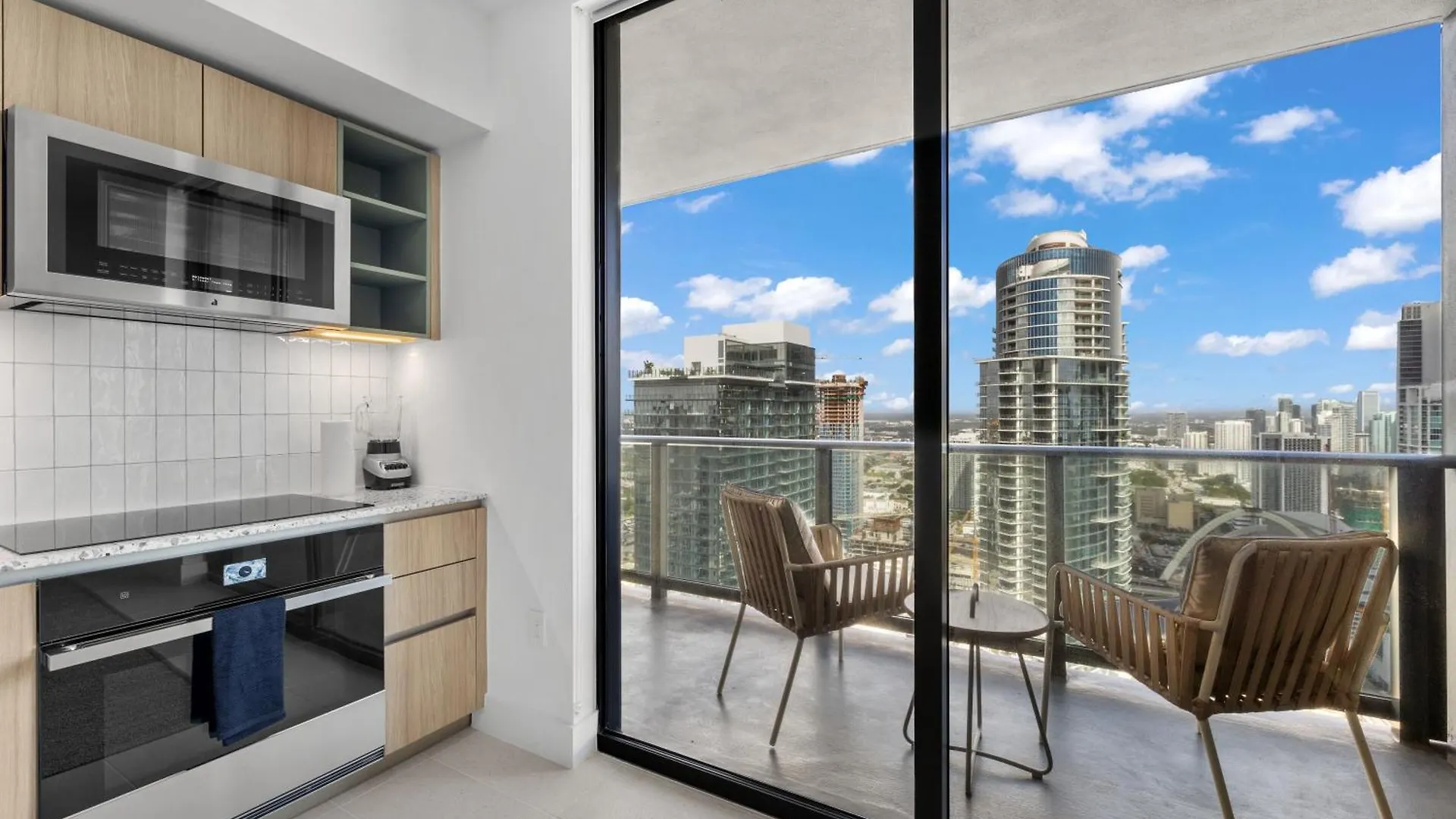 Apartment Luxury 45th-floor With Stunning Views *