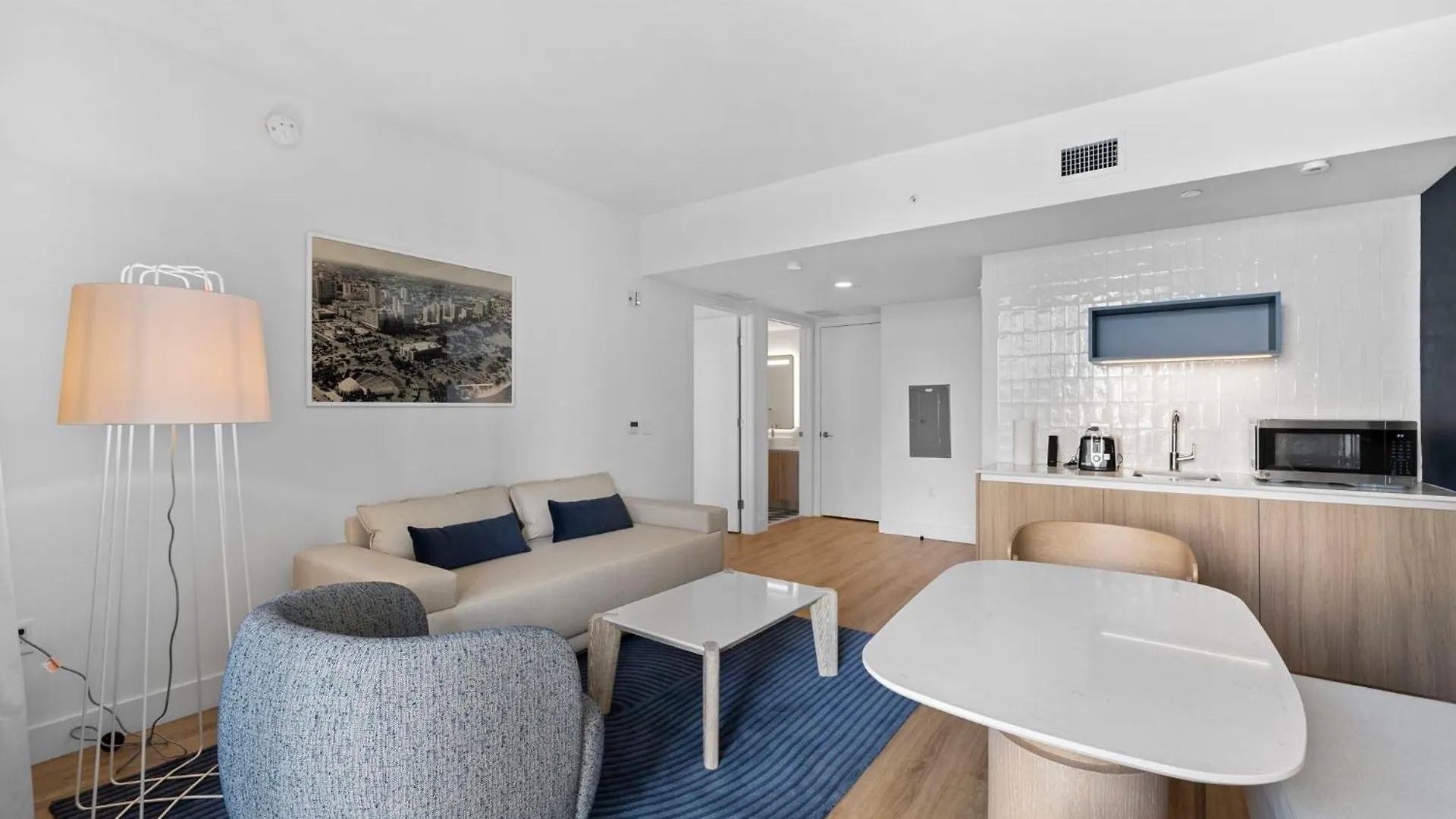 Luxury With Views In Downtown * Miami