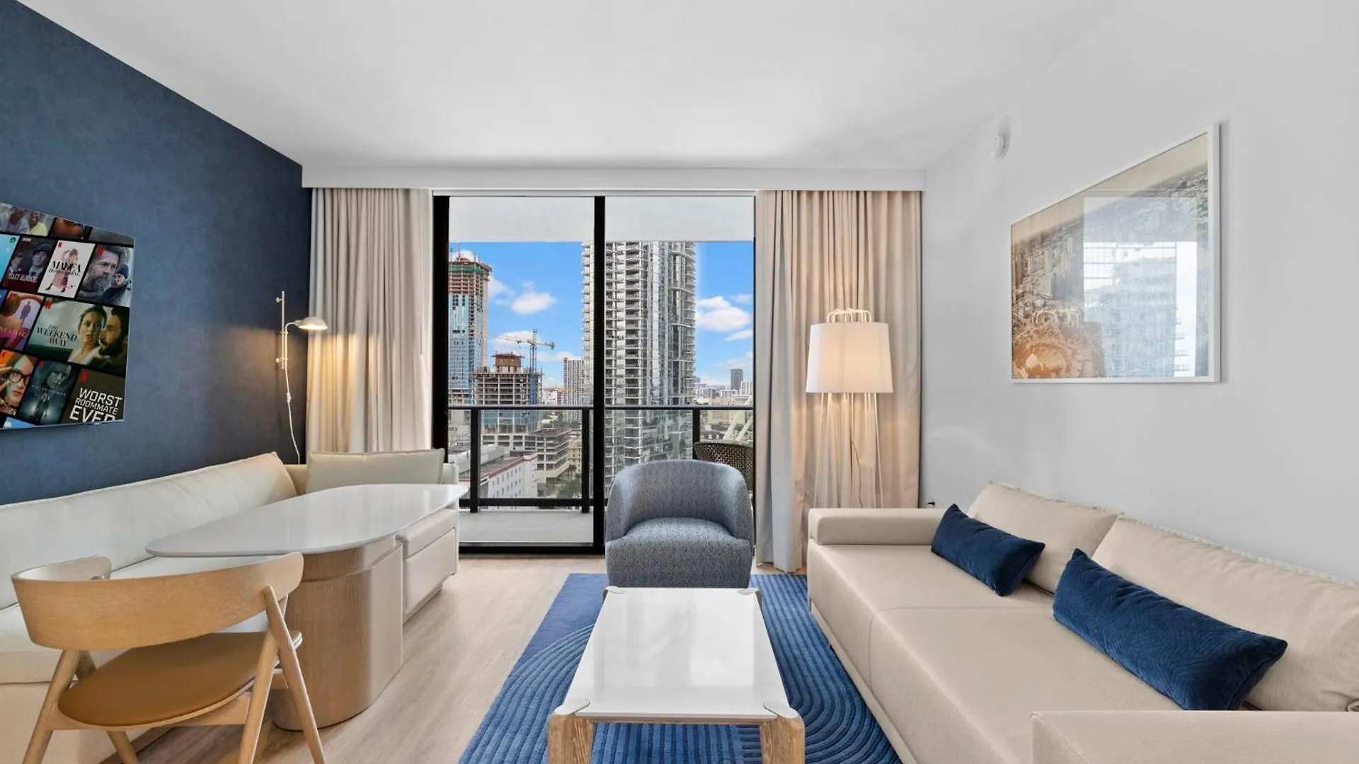 Apartment Luxury With Views In Downtown