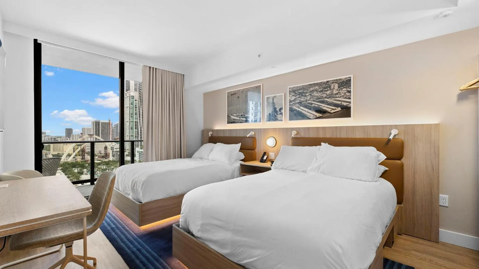 Luxury With Views In Downtown *