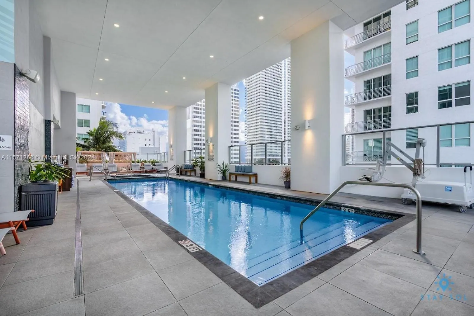 Gym Bar And Vakantiehuis Miami