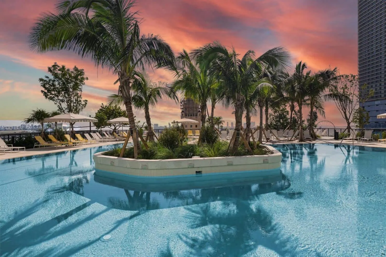 Modern 2br-2bth- Pool & Gym * Miami