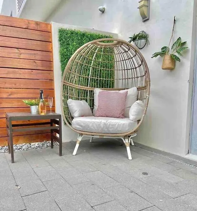 Coconut Grove Casita With Private Plunge Pool, Gated *