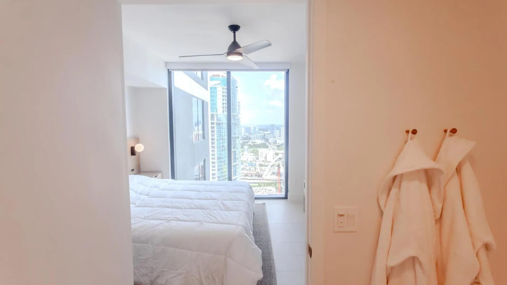 Luxurious Downtown Escape Apartment Miami