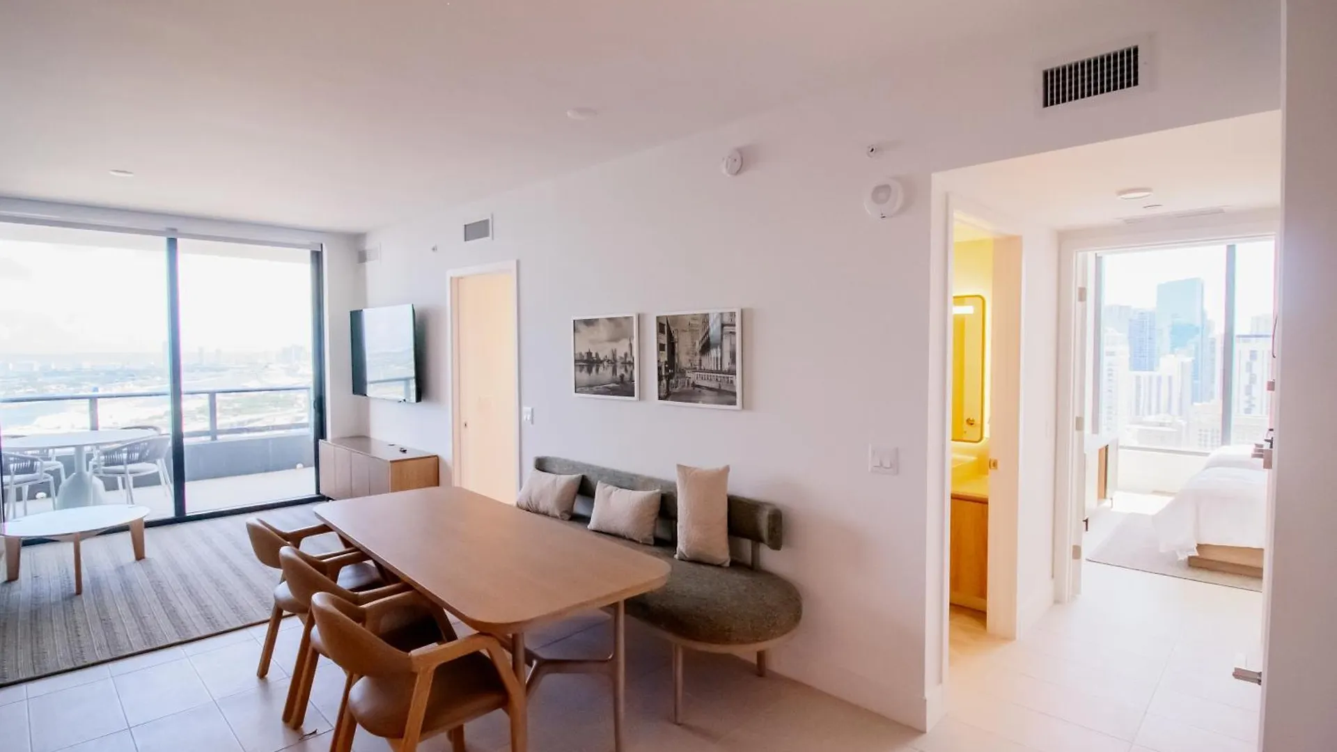 Apartment Luxurious Downtown Escape Miami