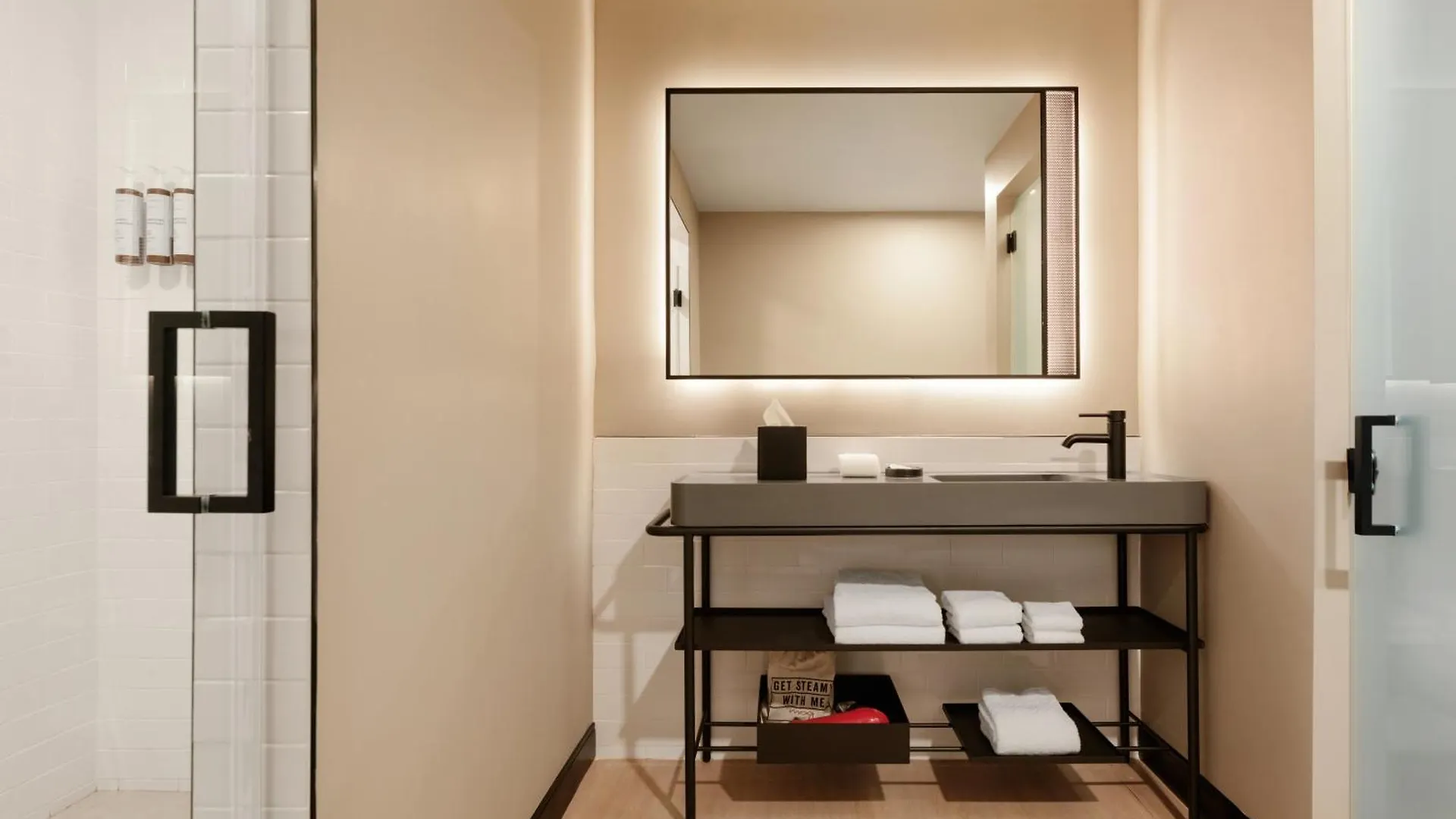 Moxy Wynwood Hotel Miami
