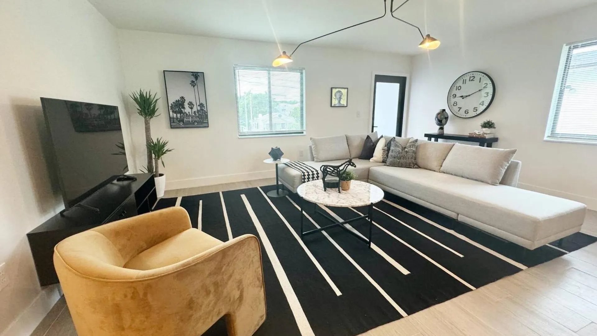 Stylish Wynwood Retreat Near Art District