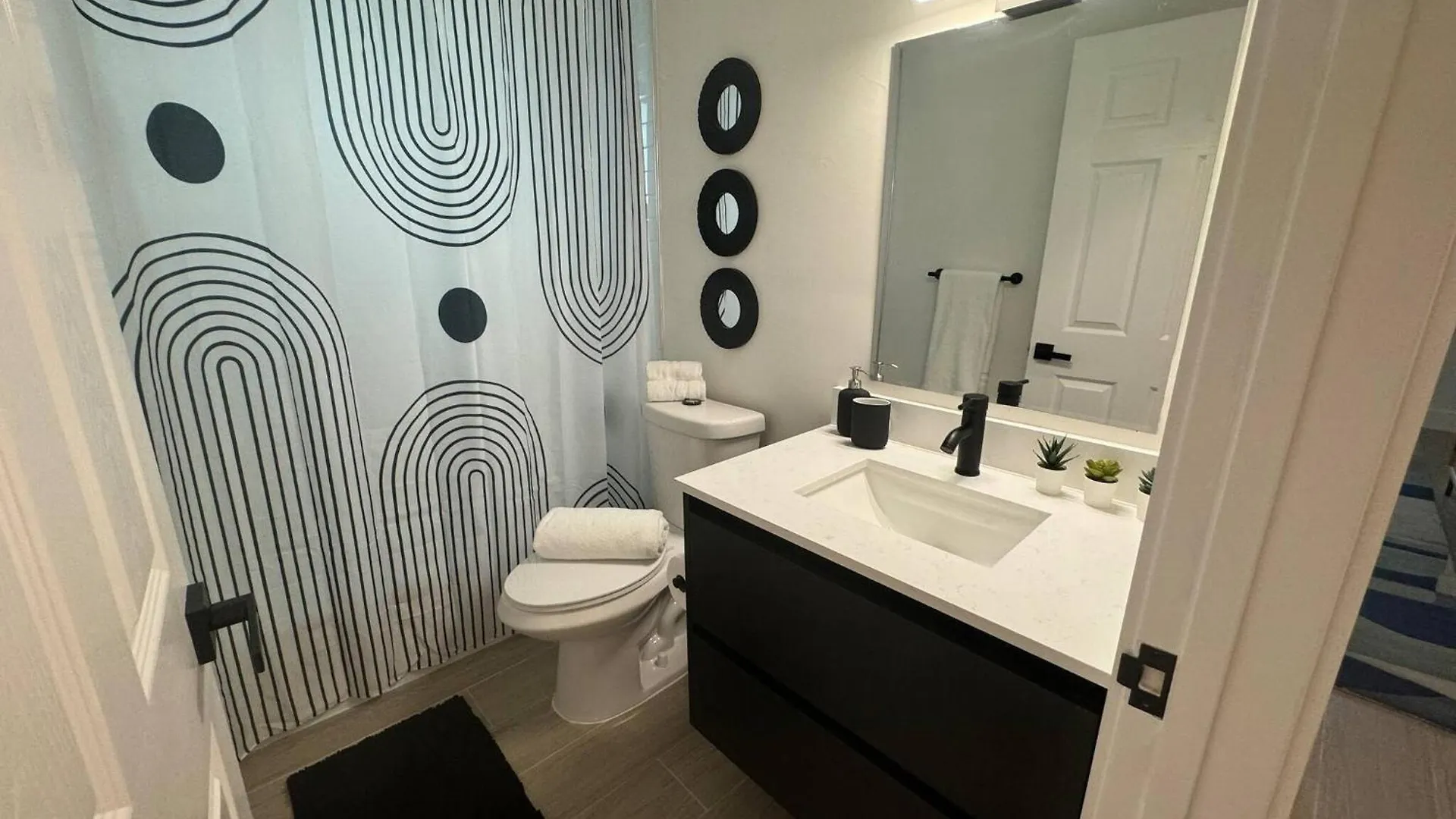 Stylish Wynwood Retreat Near Art District Apartment Miami