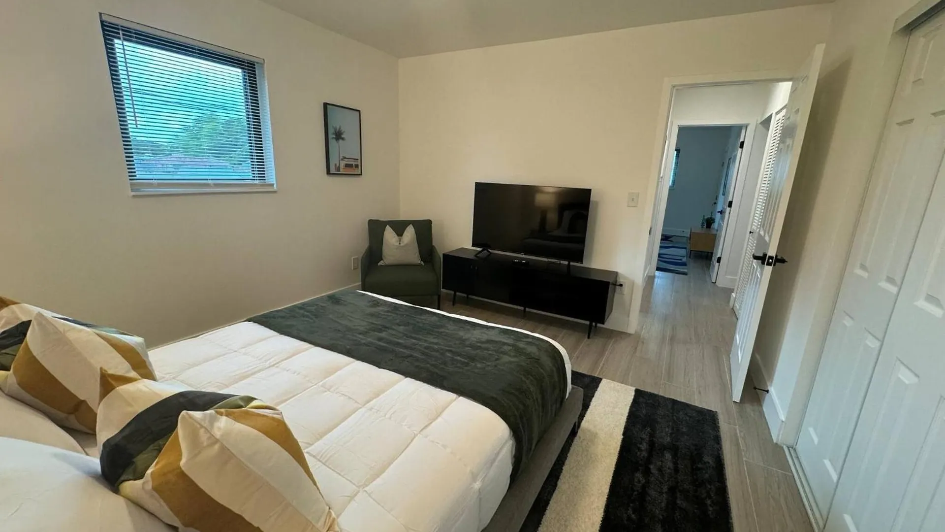 Stylish Wynwood Retreat Near Art District Apartment *