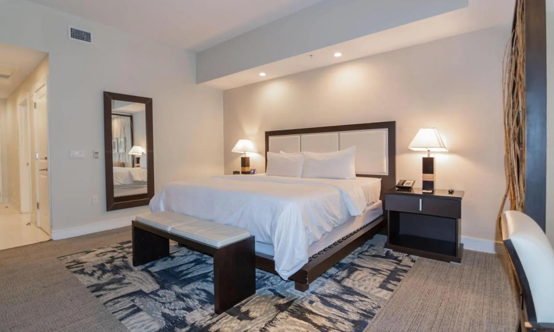 Doral Pool 1407 By Waveproperties Apartment Miami