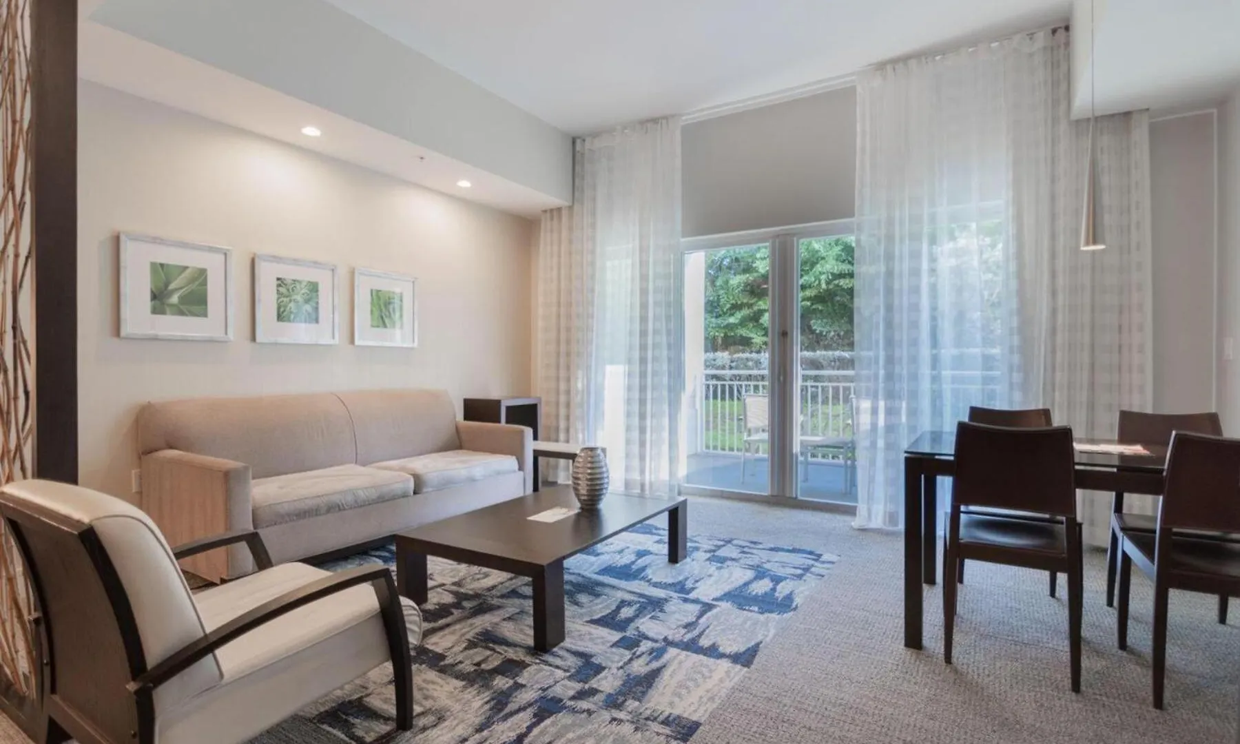 Doral Pool 1407 By Waveproperties Apartment