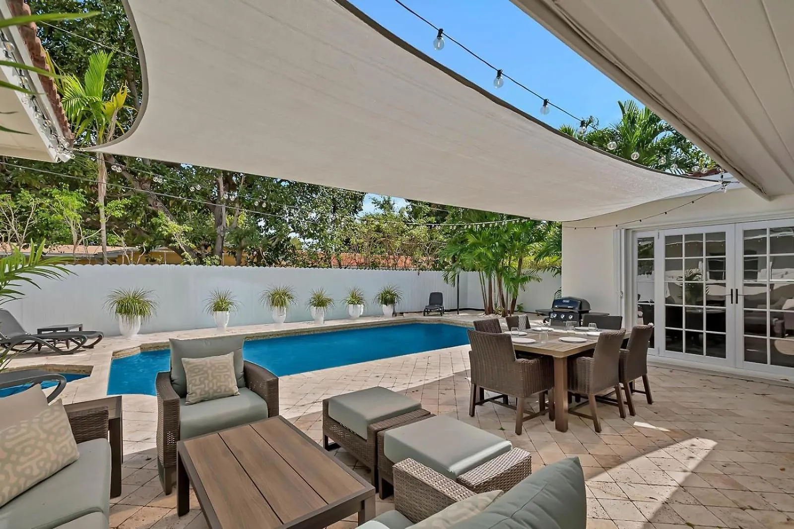 Gated Blanca 5br 3ba With Heated Pool & Bbq Apartment Miami