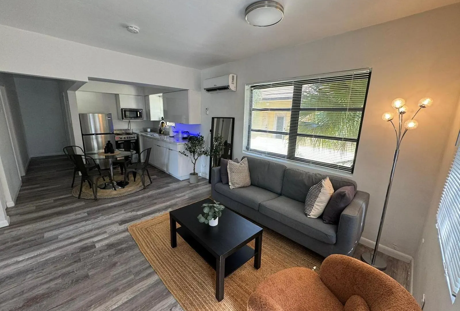 Fully Equipped With Parking Near Cocowalk * Miami