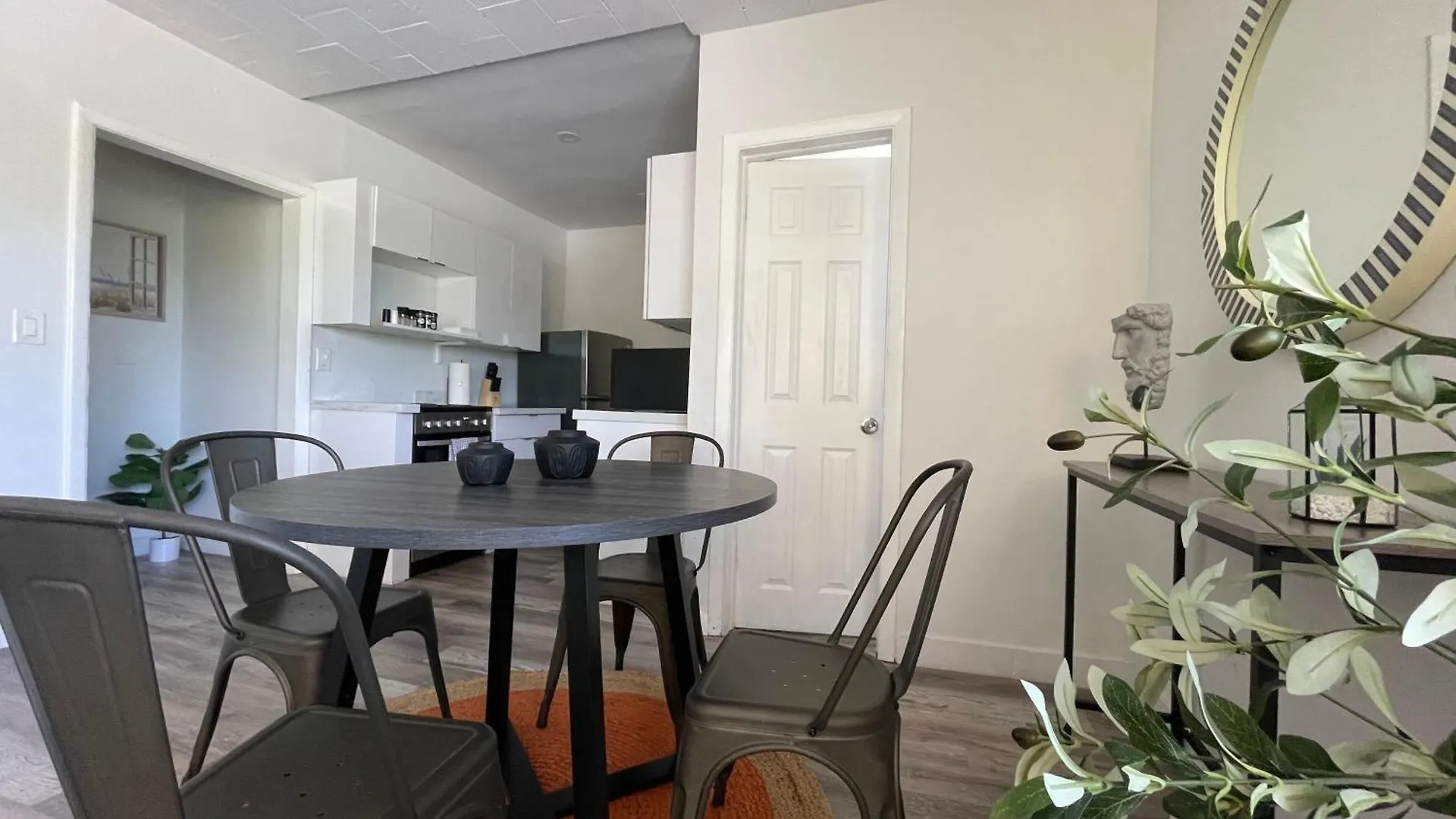 Fully Equipped With Parking Near Cocowalk * Miami