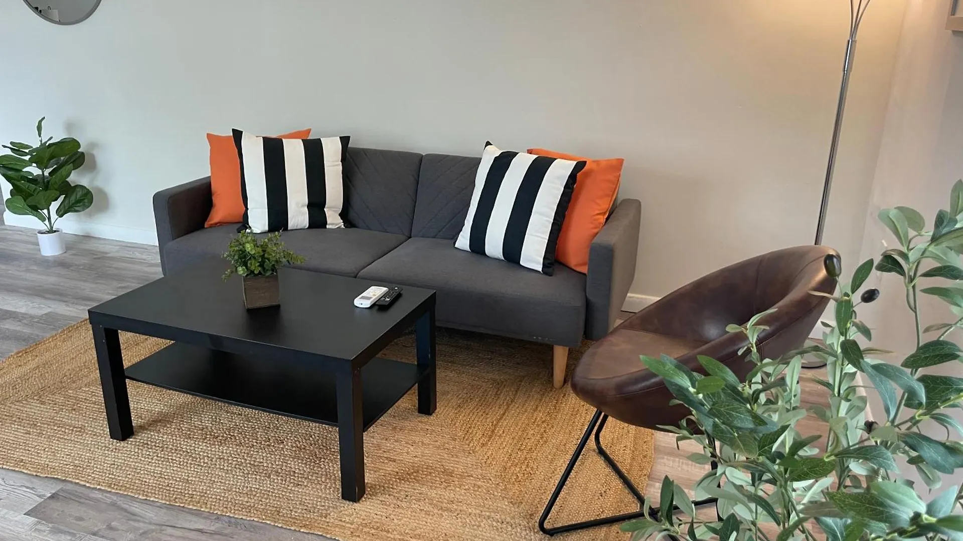 Fully Equipped With Parking Near Cocowalk * Miami