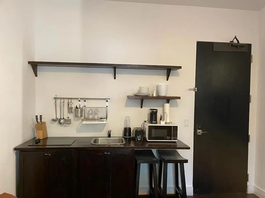 Vive Zen Queen Room Apartment Miami