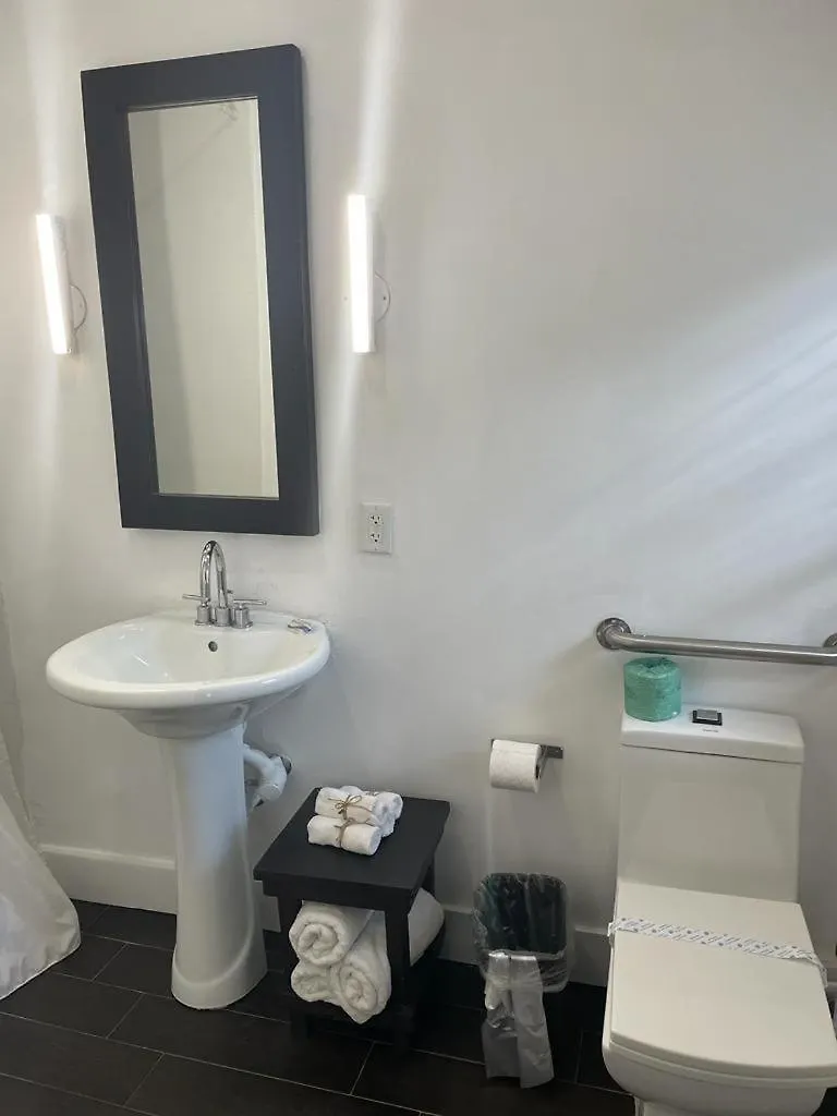 Apartment Vive Zen Queen Room