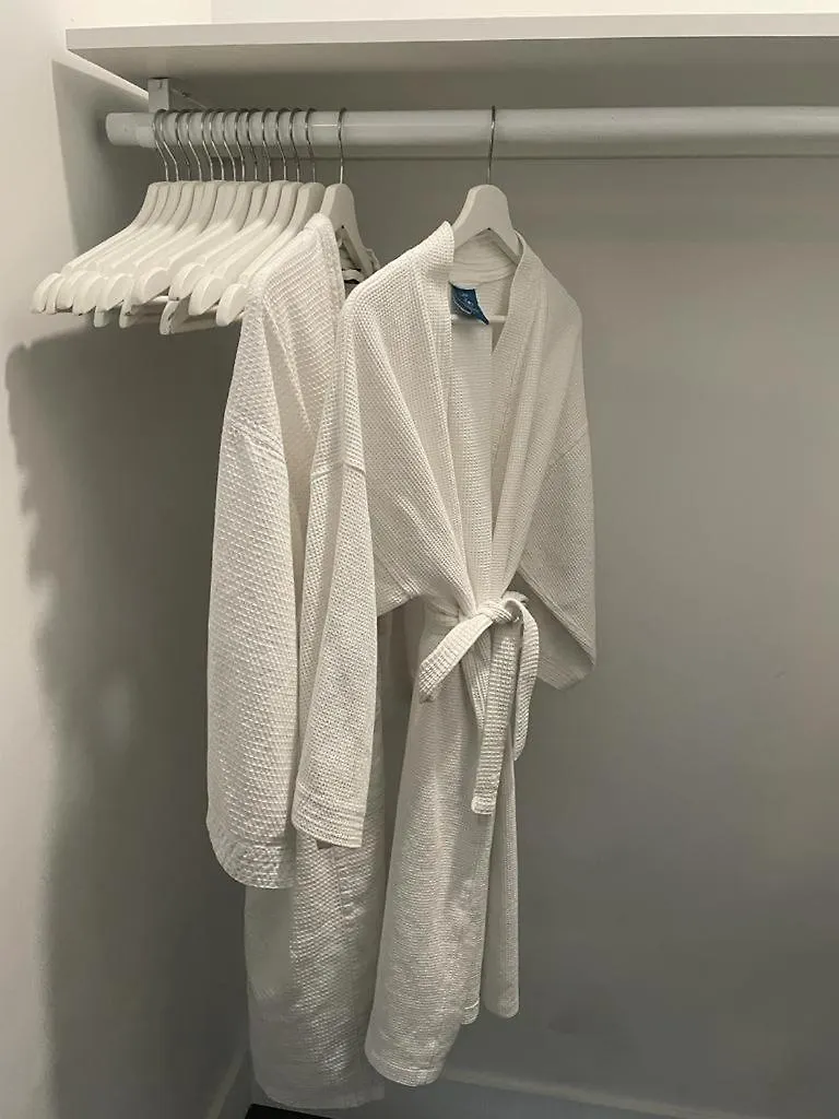Vive Zen Queen Room Apartment Miami