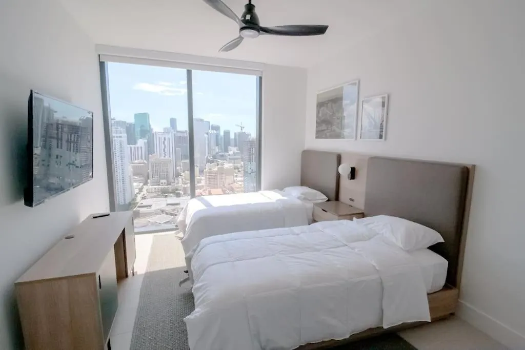 Apartment Luxury High Rise Haven Miami