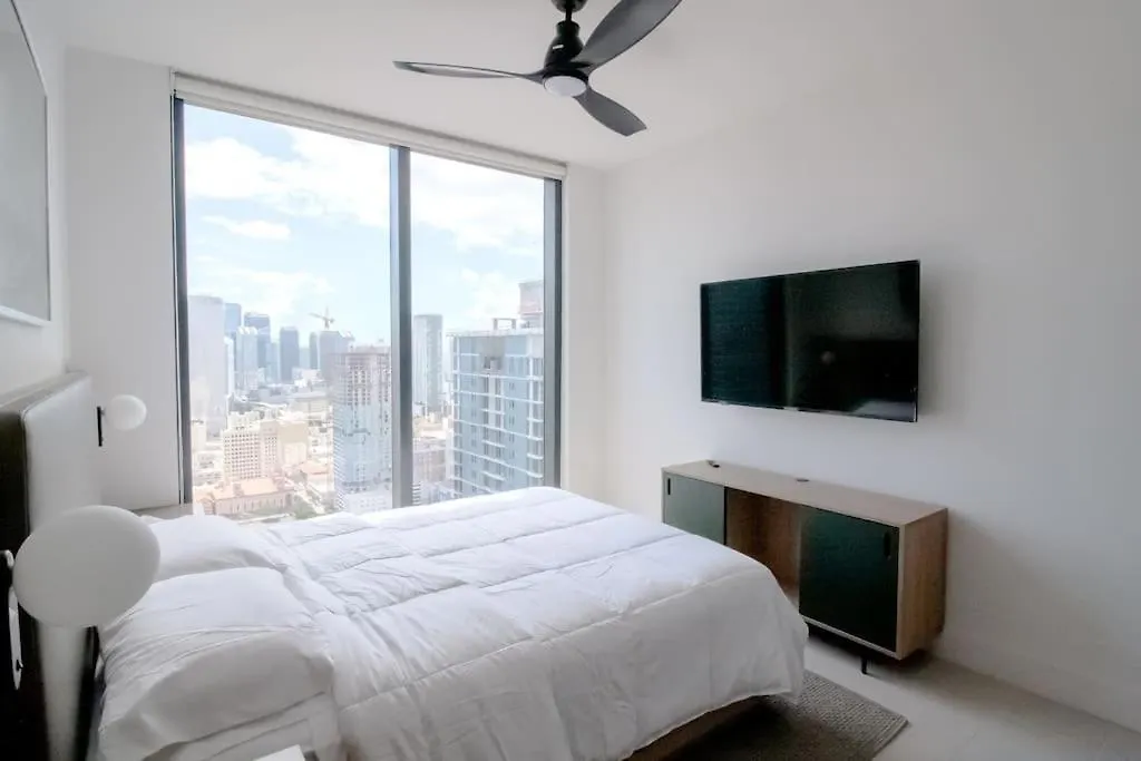 Luxury High Rise Haven * Miami