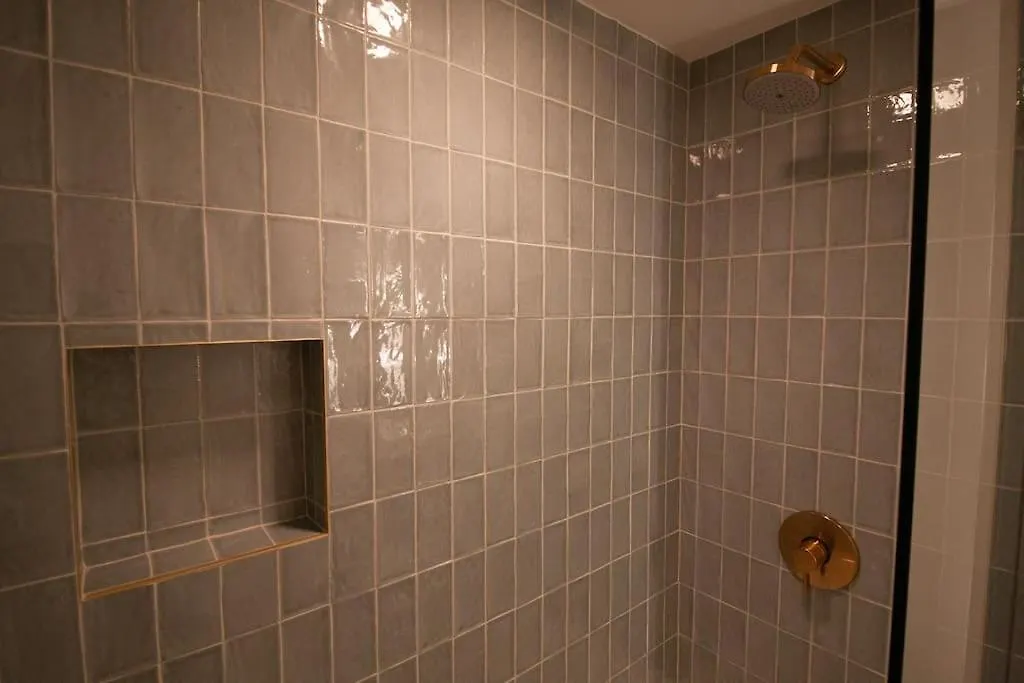 Luxury High Rise Haven Apartment Miami