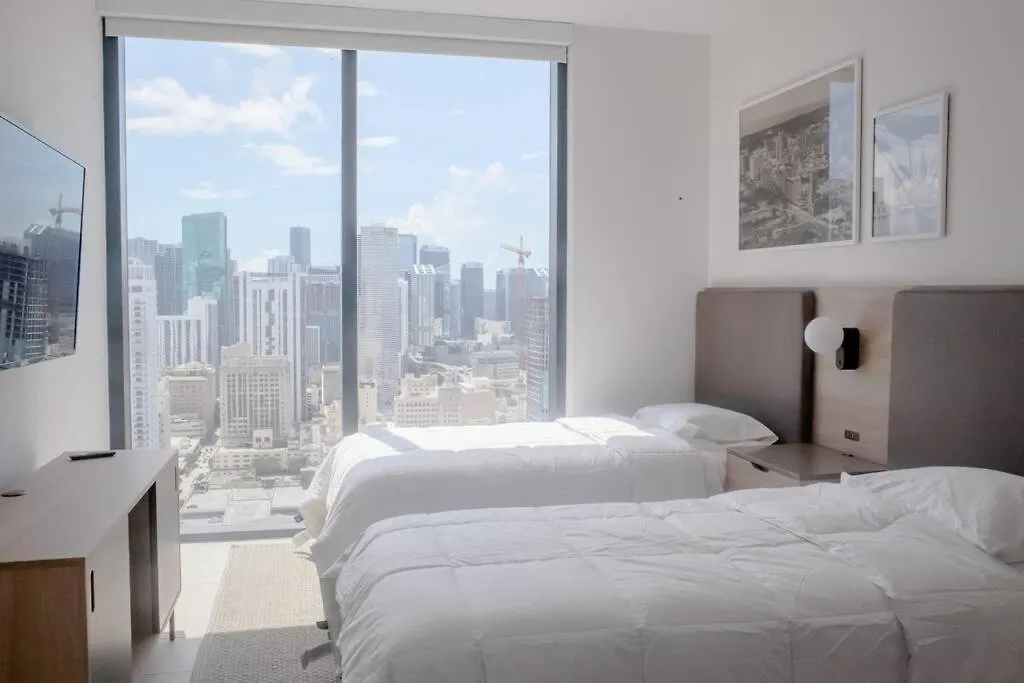 Luxury High Rise Haven *