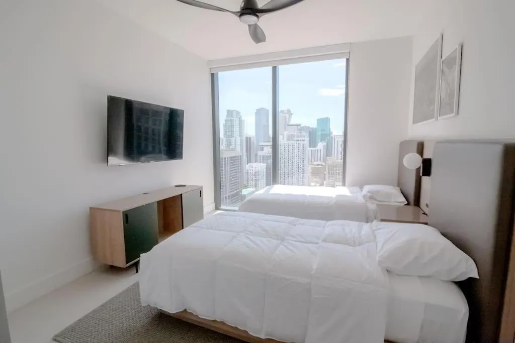 Apartment Luxury High Rise Haven Miami