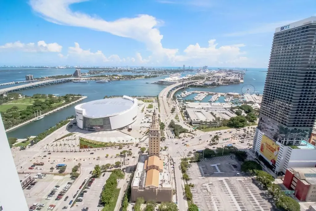 Apartment Luxury High Rise Haven Miami