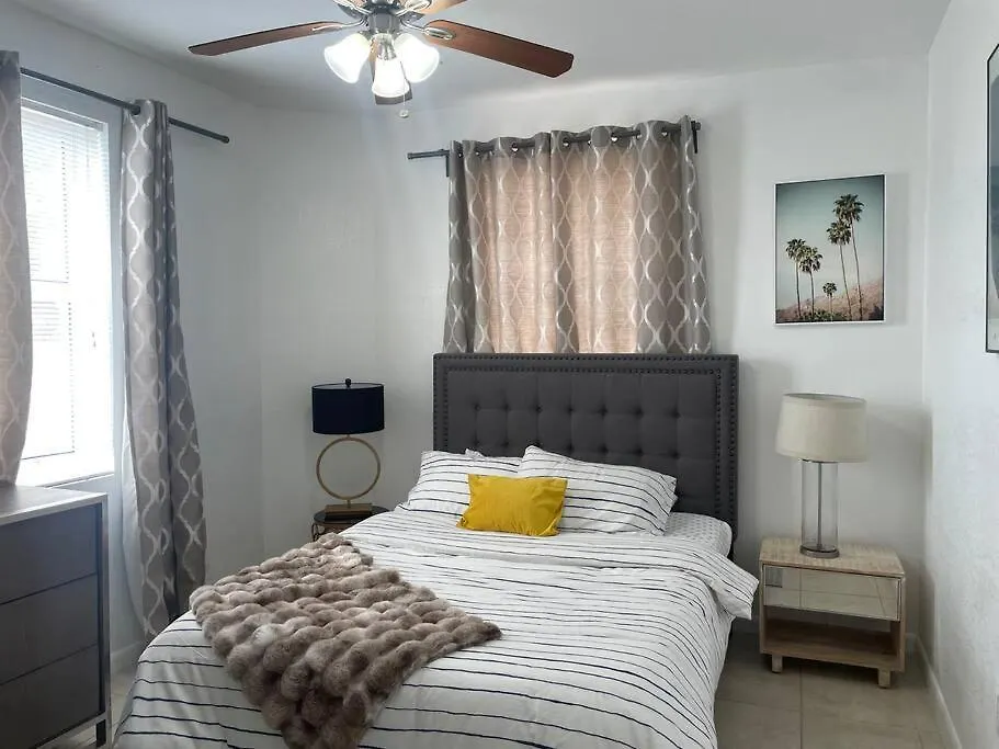 Apartment Pool Design District- 2 Bedroom *