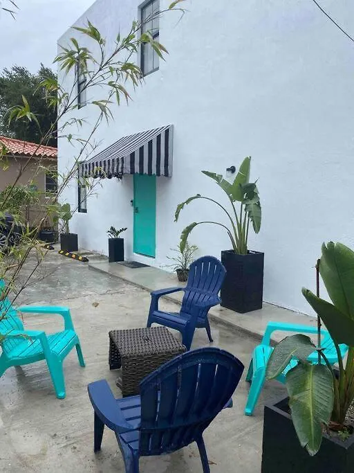 Apartment Pool Design District- 2 Bedroom