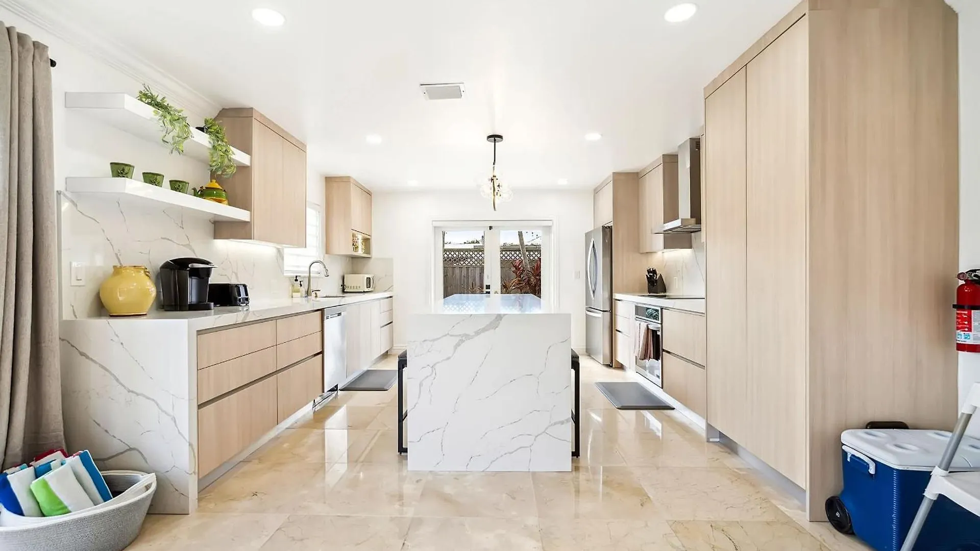 6-bd 3-ba Dreamy Vacation Retreat In Coral Terrace Holiday home Miami