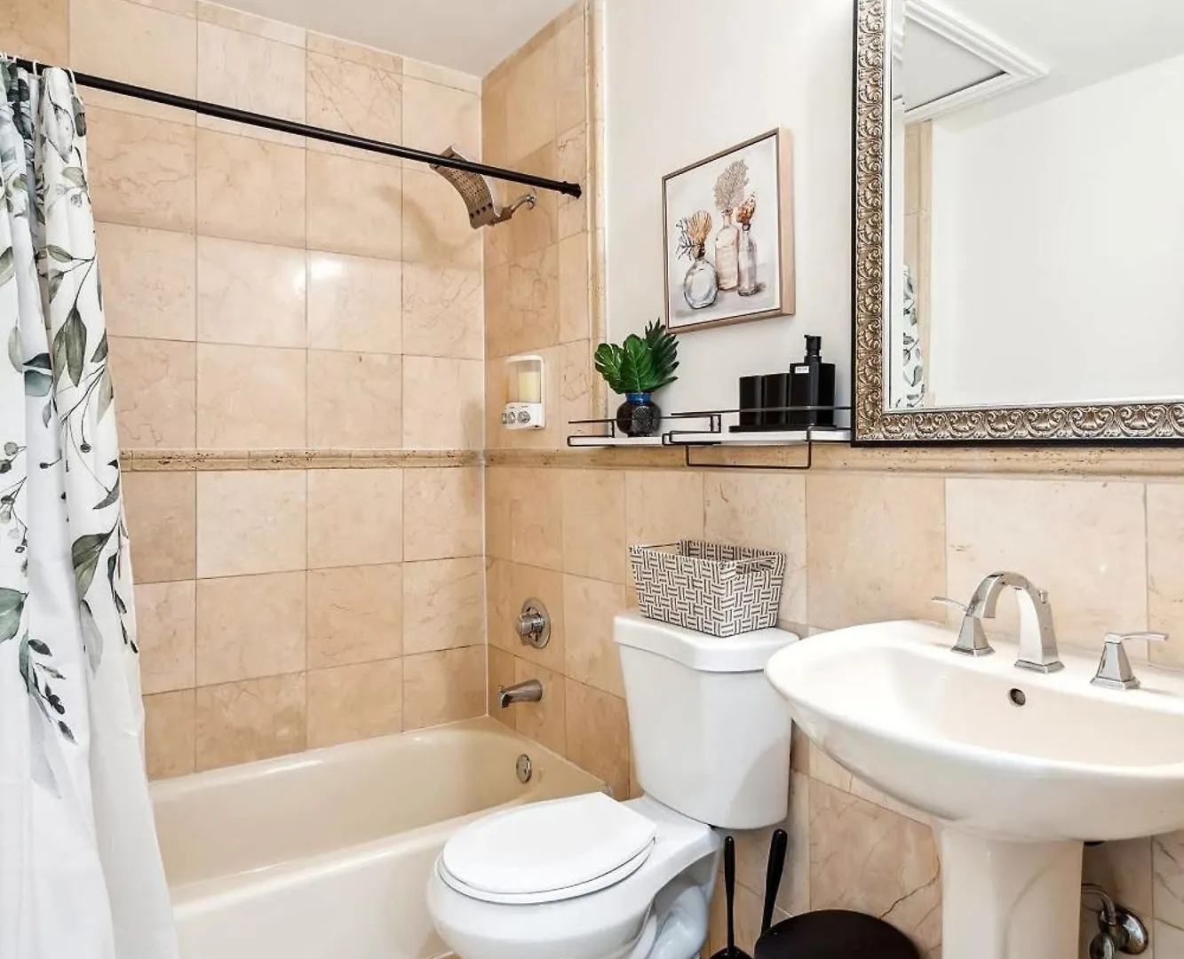 6-bd 3-ba Dreamy Vacation Retreat In Coral Terrace Holiday home *
