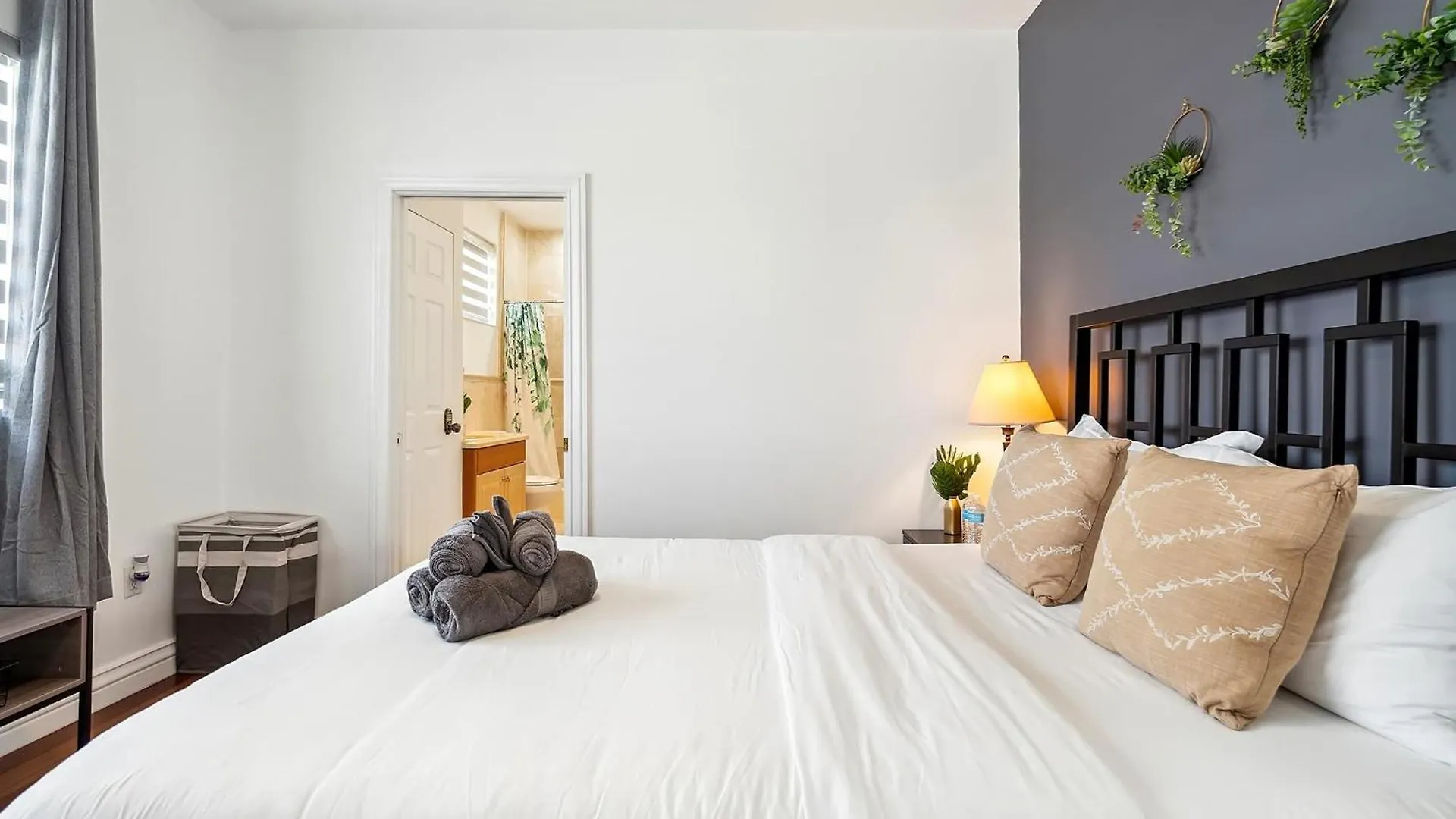 6-bd 3-ba Dreamy Vacation Retreat In Coral Terrace Holiday home