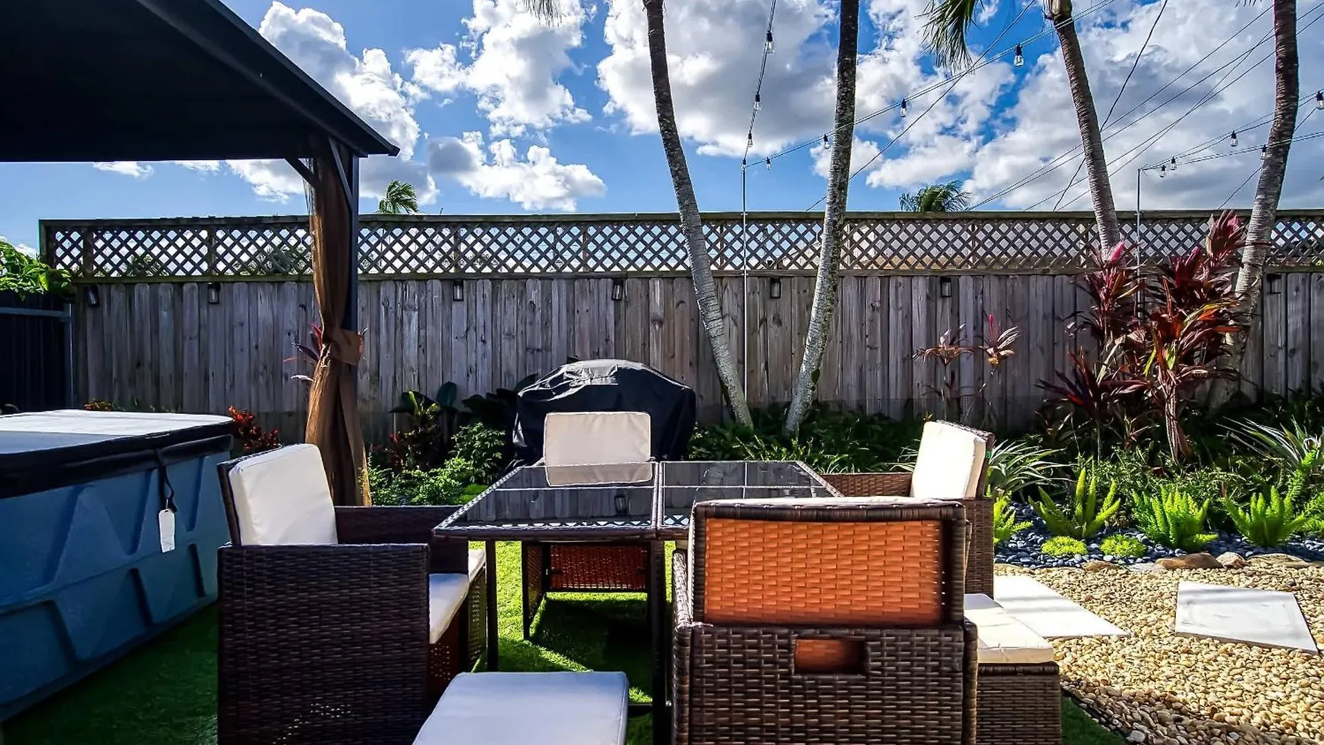 Holiday home 6-bd 3-ba Dreamy Vacation Retreat In Coral Terrace Miami