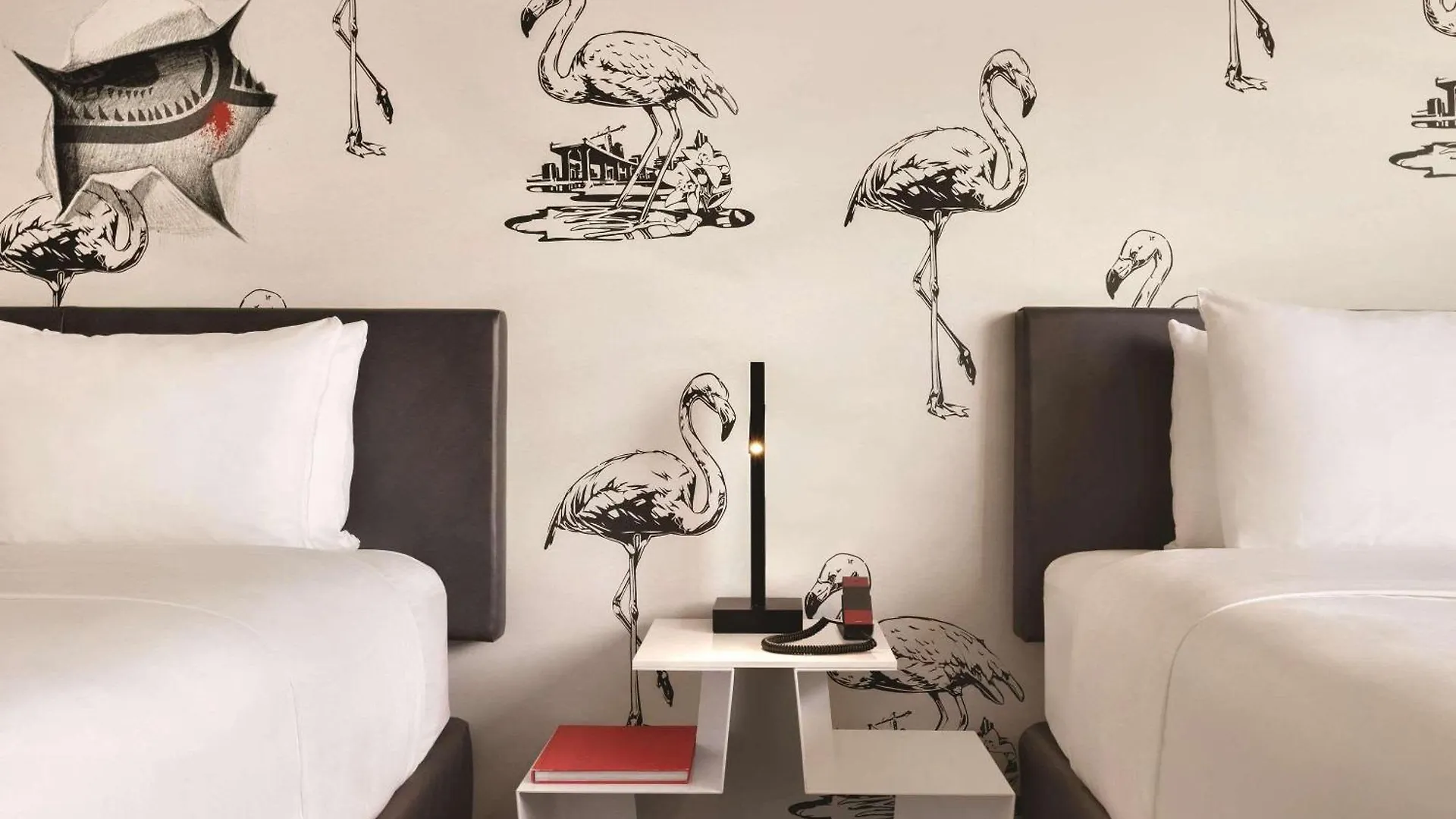 Radisson Red Airport Hotel Miami
