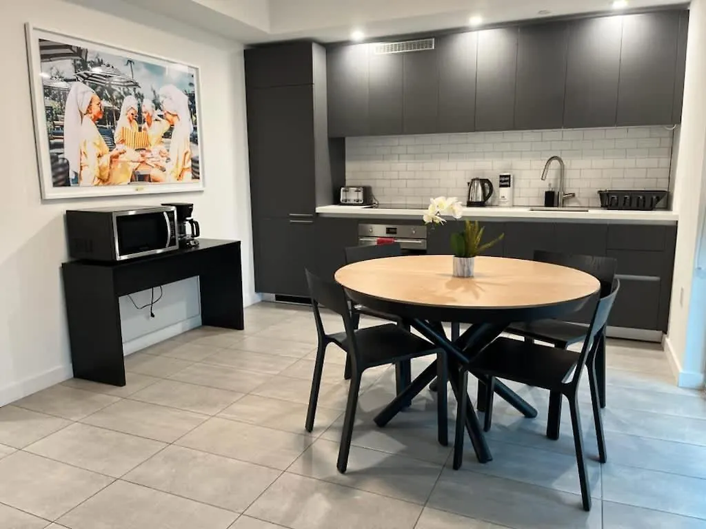 Explore Miami's Heat - Huge 1 Bed Pool & Gym * Miami