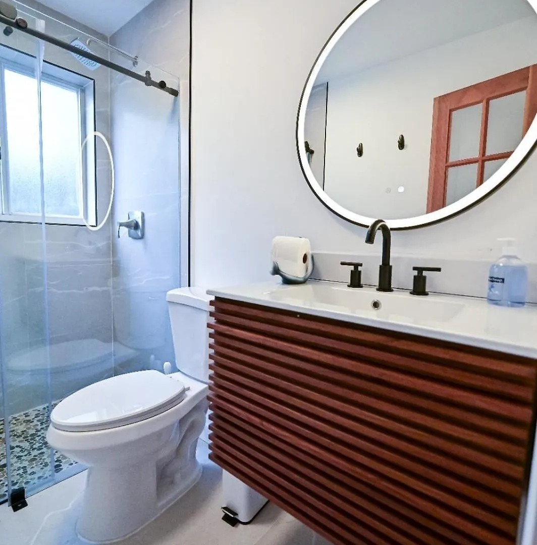 D' Mauchi Waterfront House Miami