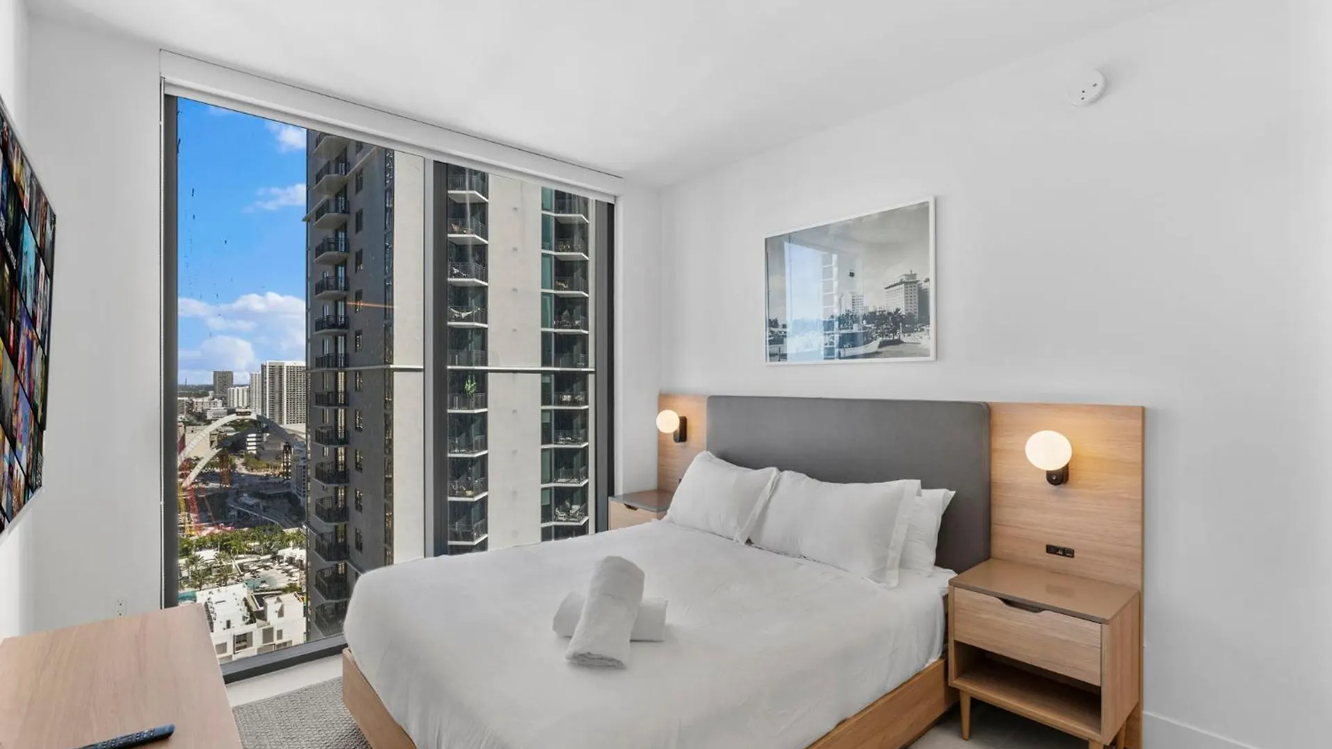Exclusive W 3br And Stunning Sea Views! *
