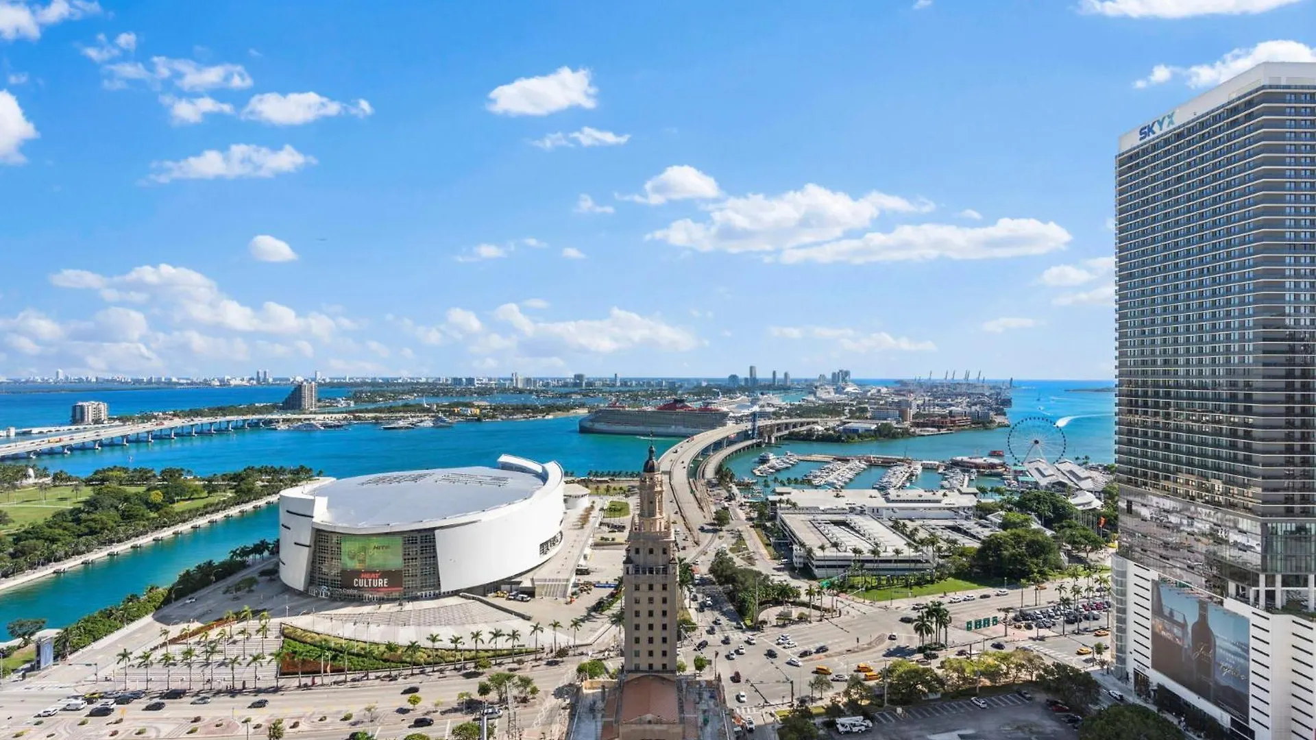 Exclusive W 3br And Stunning Sea Views!