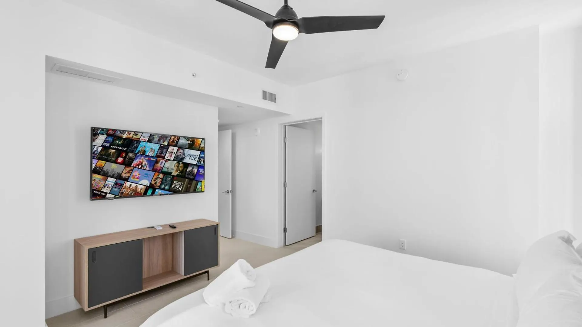 Exclusive W 3br And Stunning Sea Views! Apartment *