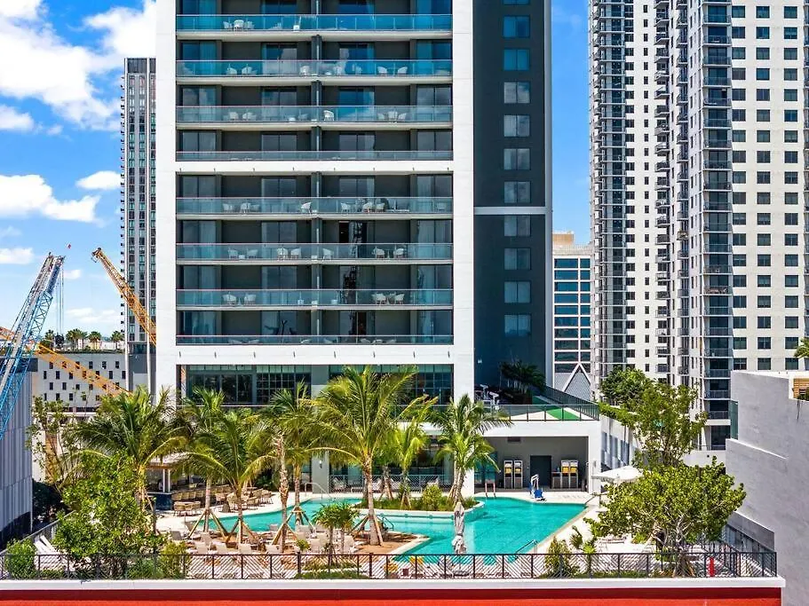 Ph 5107 Gale Luxury 1br With Sea - Downtown Views