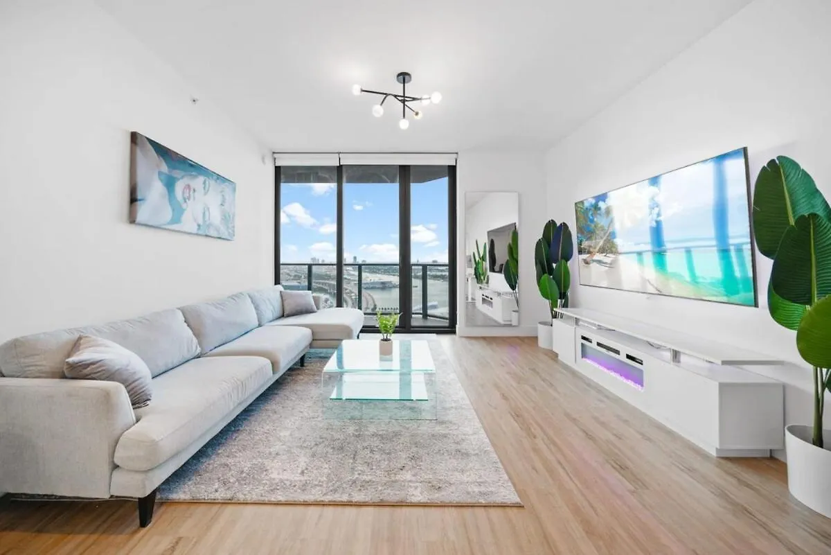 Apartment Ocean View 2 Bedroom Downtown 5 Minutes From Miami